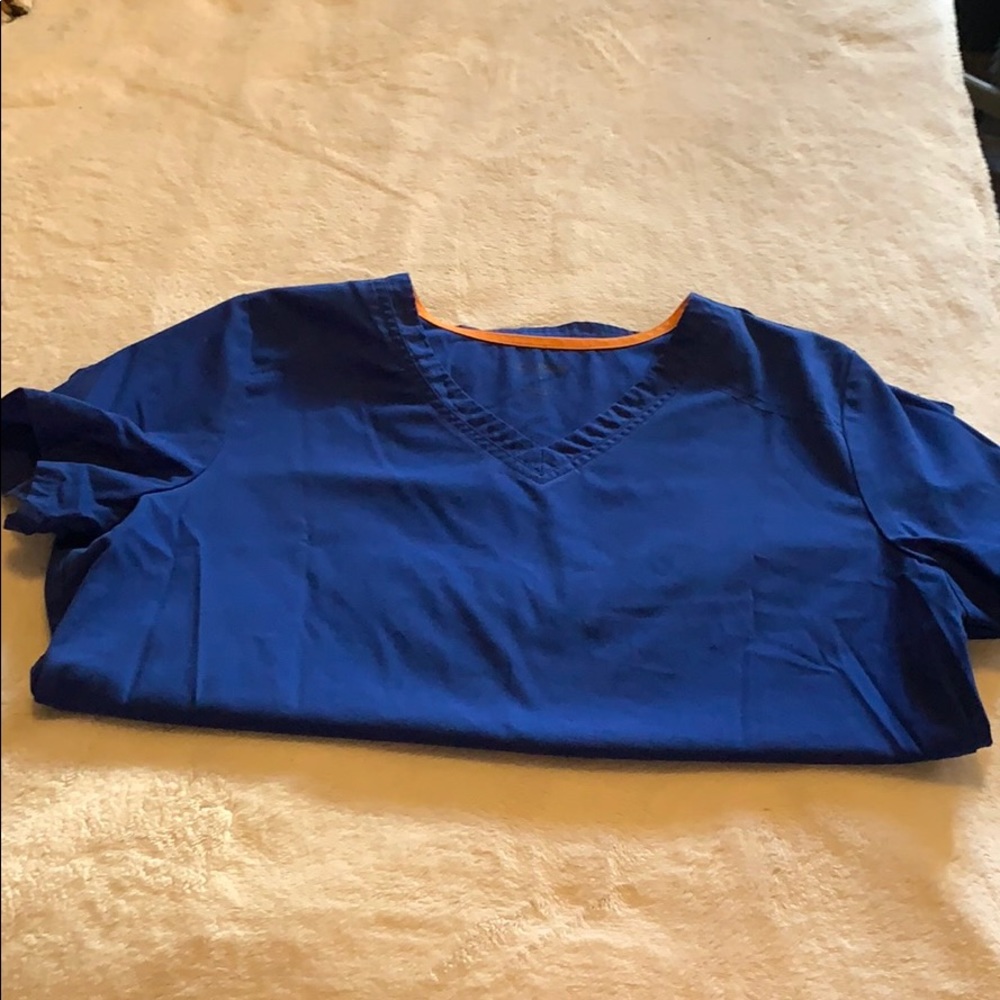 Scrub set - Picture 3 of 3